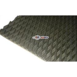 Pas prasy 178mm 9mm JOHN DEERE romb